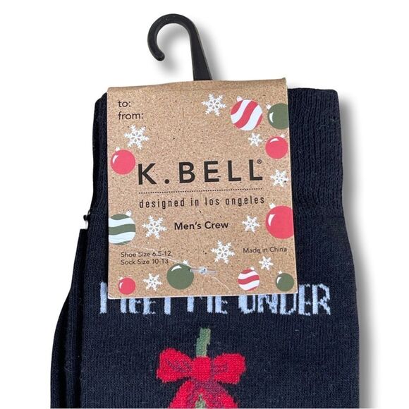 Men's Christmas “Meet Under The Mistletoe” Crew Socks • NWT - Picture 4 of 5
